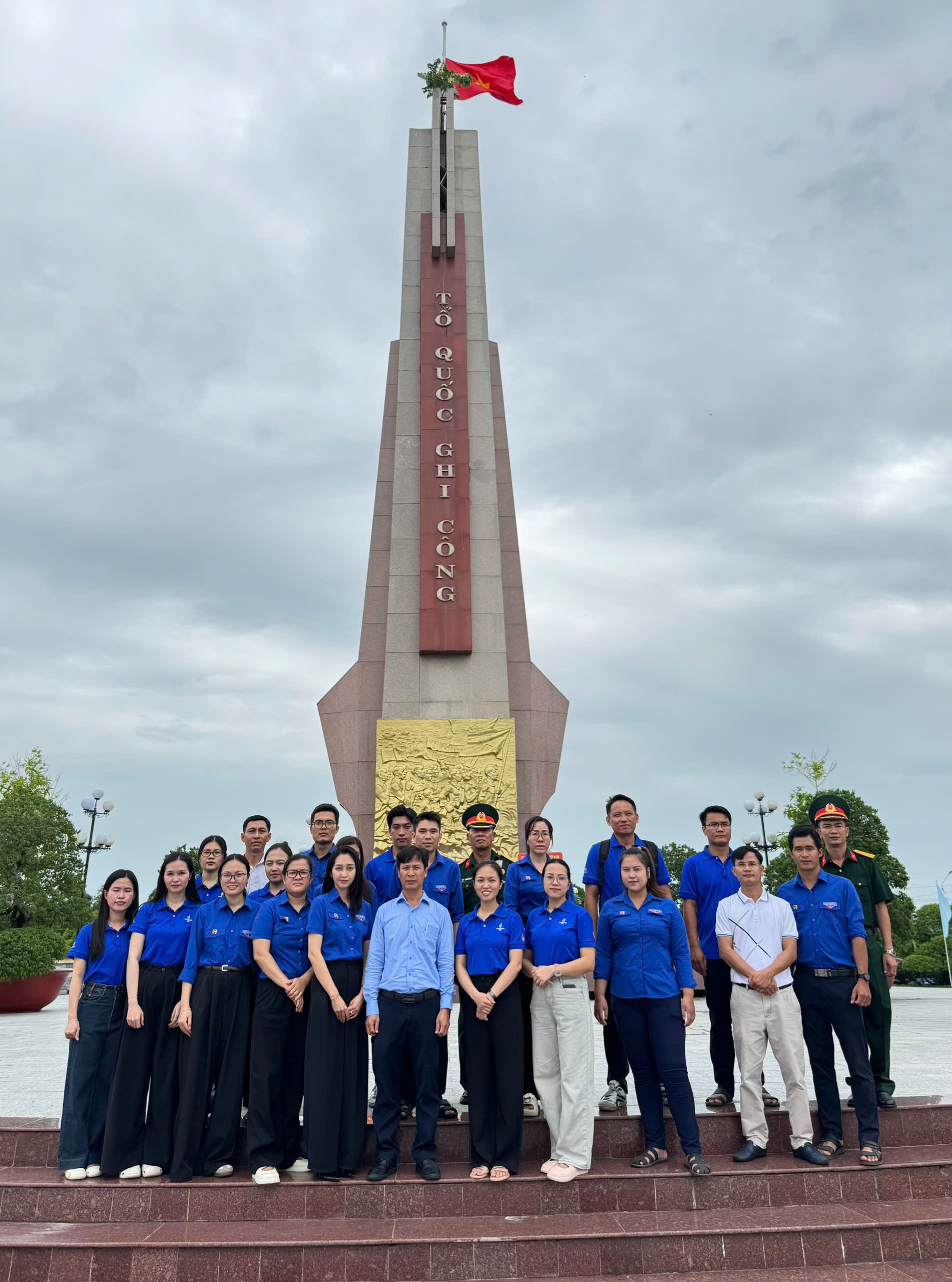 MỘT NÉN HƯƠNG – VẠN LỜI TRI ÂN